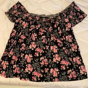 American Eagle off shoulder top